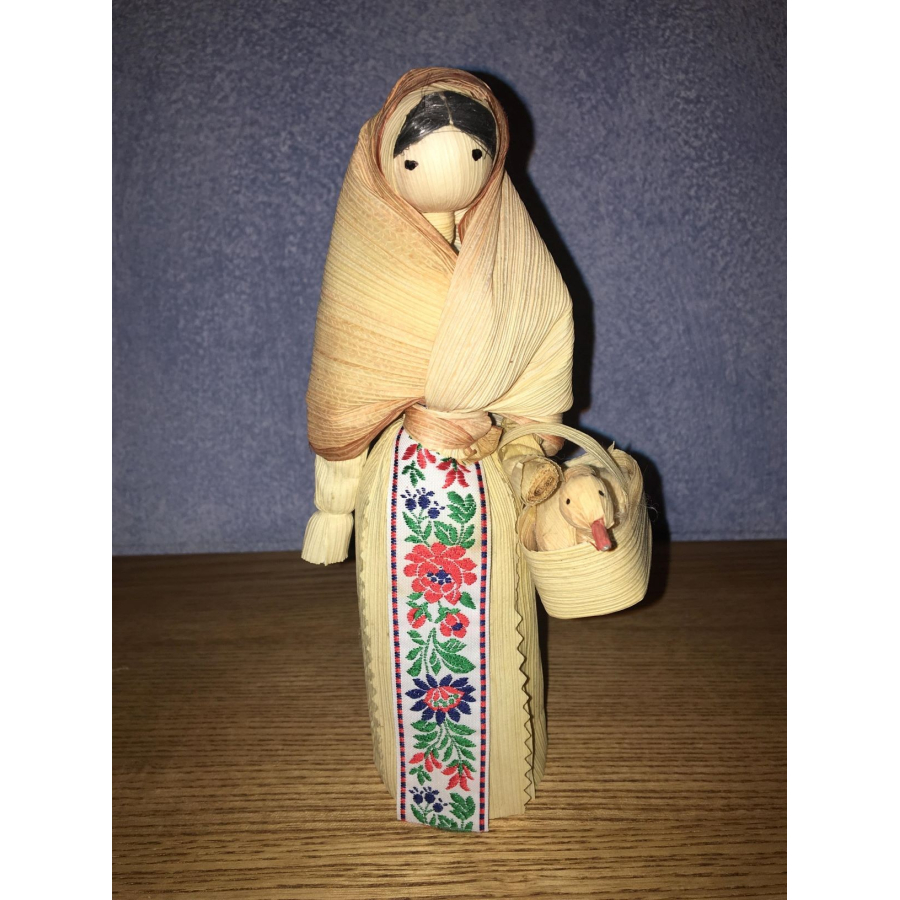 Corn husk doll with a goose Mgr. Tatiana Holečková SLOVAK FOLK TRAVEL