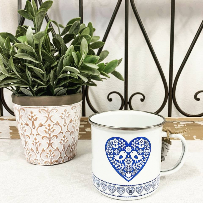 Enamel mug folk white heart