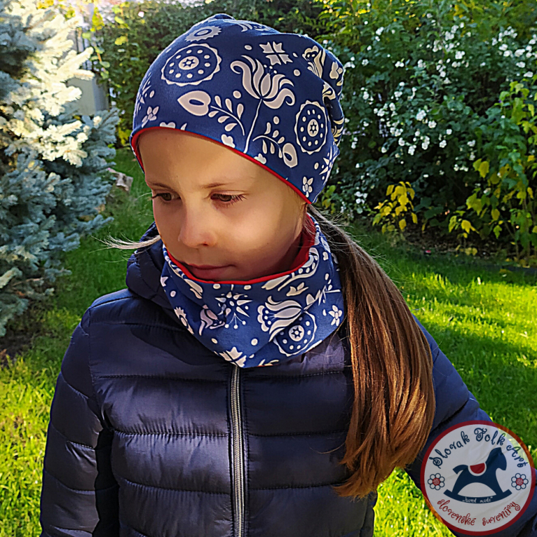 Cap and neckerchief Sára