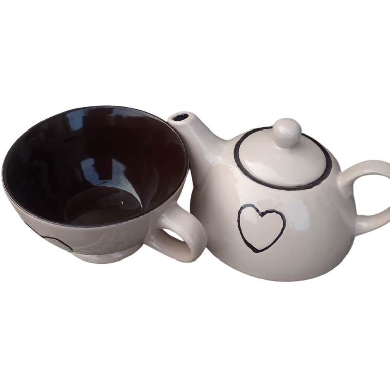 Heart tea set (pale brown)