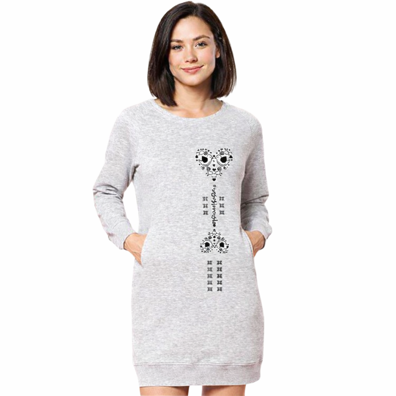 Šaty s ornamentom srdce