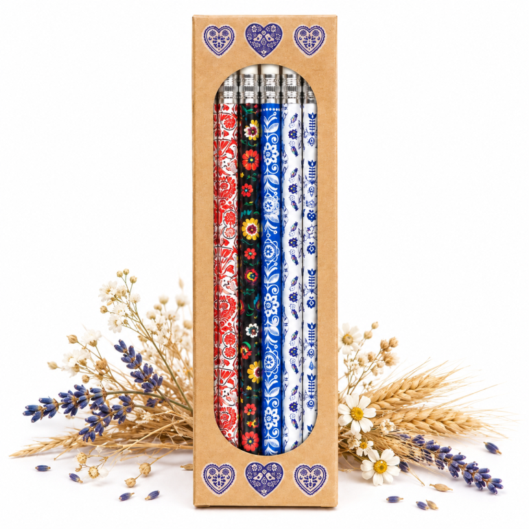 Folklore pencils (brown)